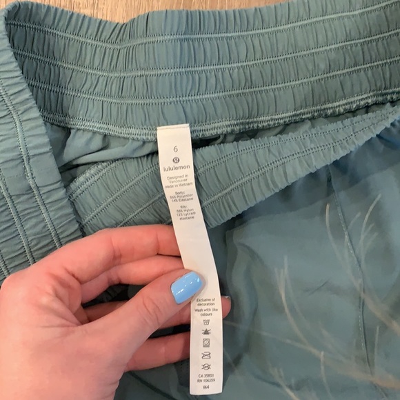 Lululemon joggers - Picture 4 of 4